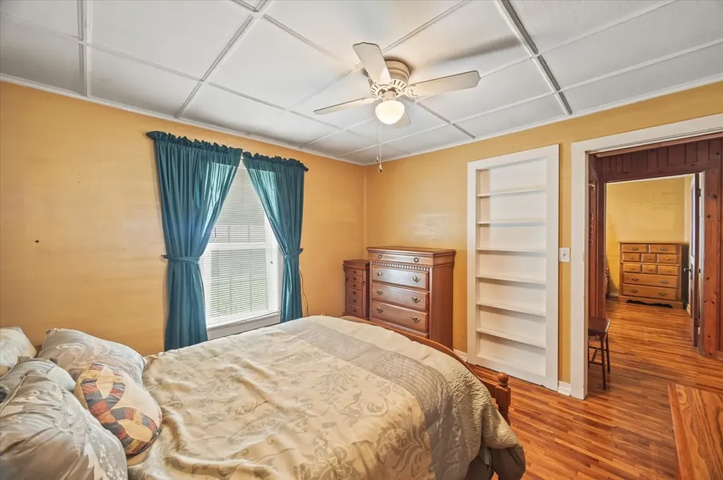 710 Oakland Park Drive Livingston TN 38570