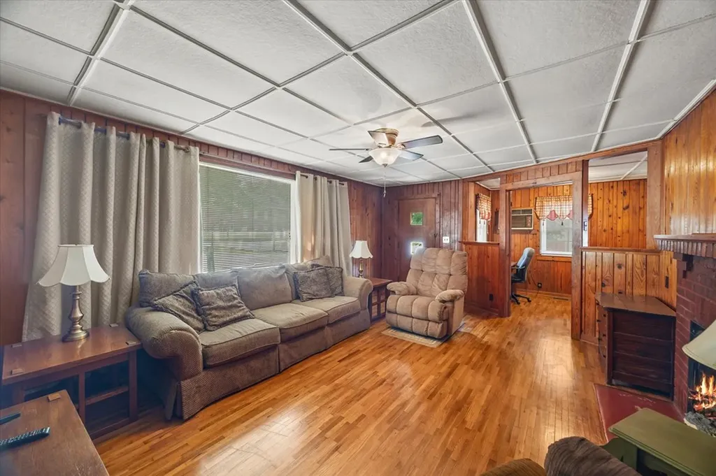 710 Oakland Park Drive Livingston TN 38570