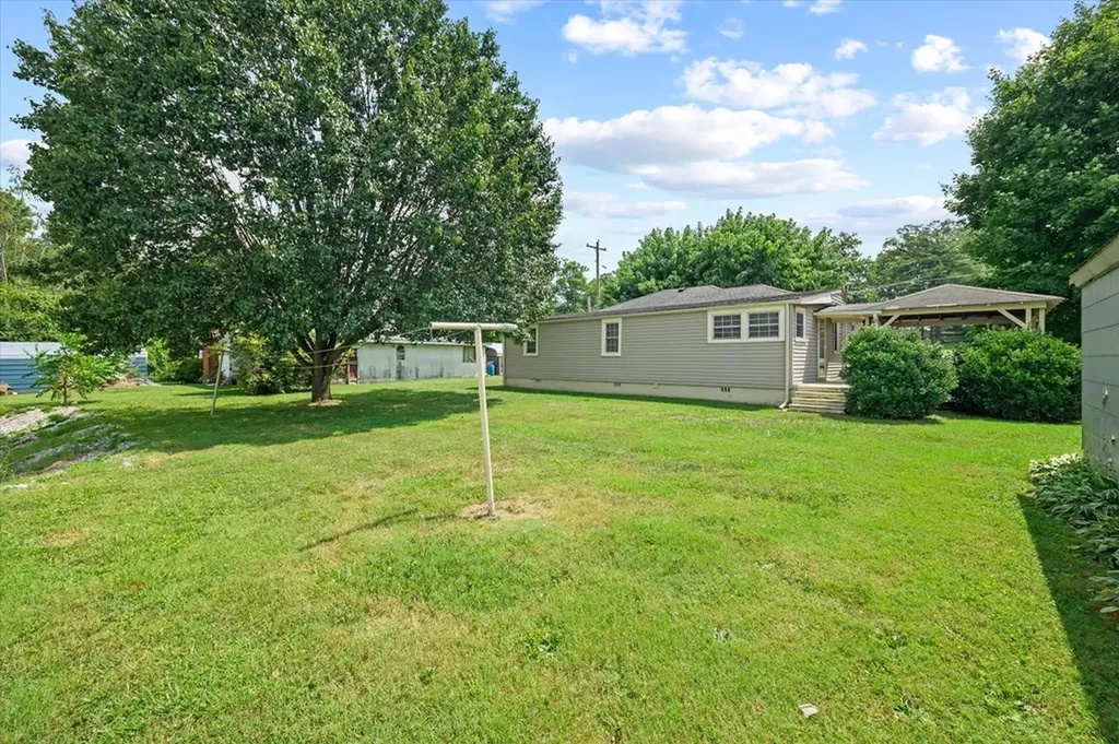 710 Oakland Park Drive Livingston TN 38570