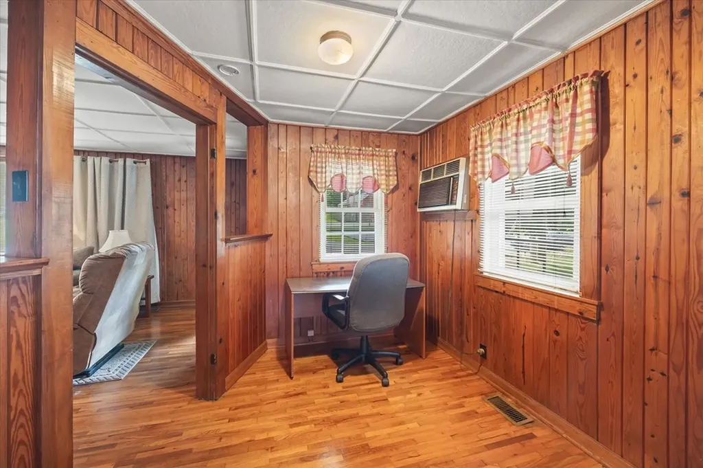 710 Oakland Park Drive Livingston TN 38570