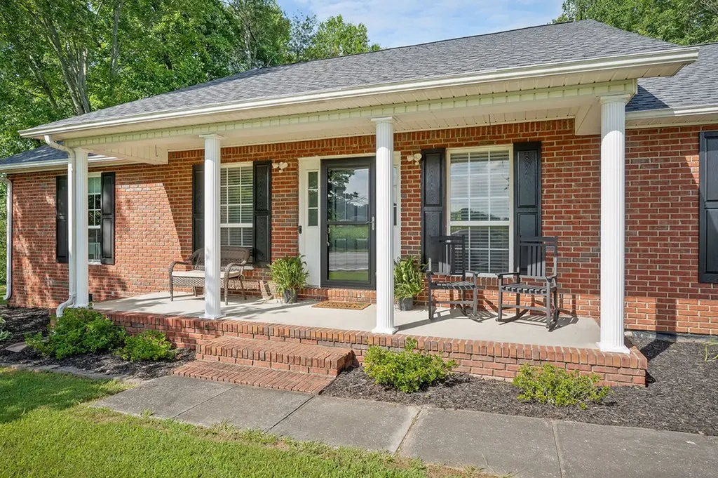 143 Old Qualls Road Cookeville TN 38506