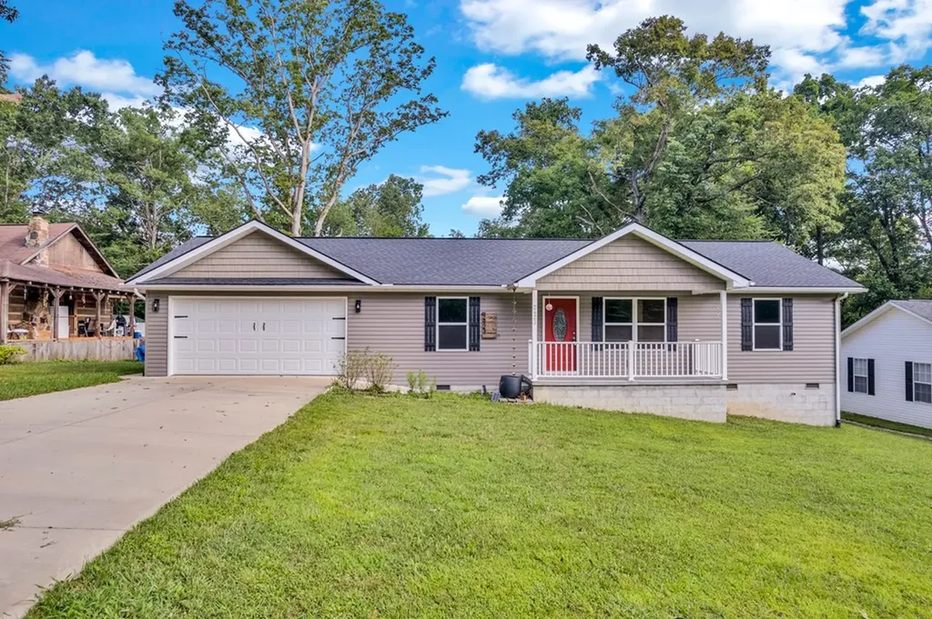 2423 Whitehorse Drive Crossville TN 38572