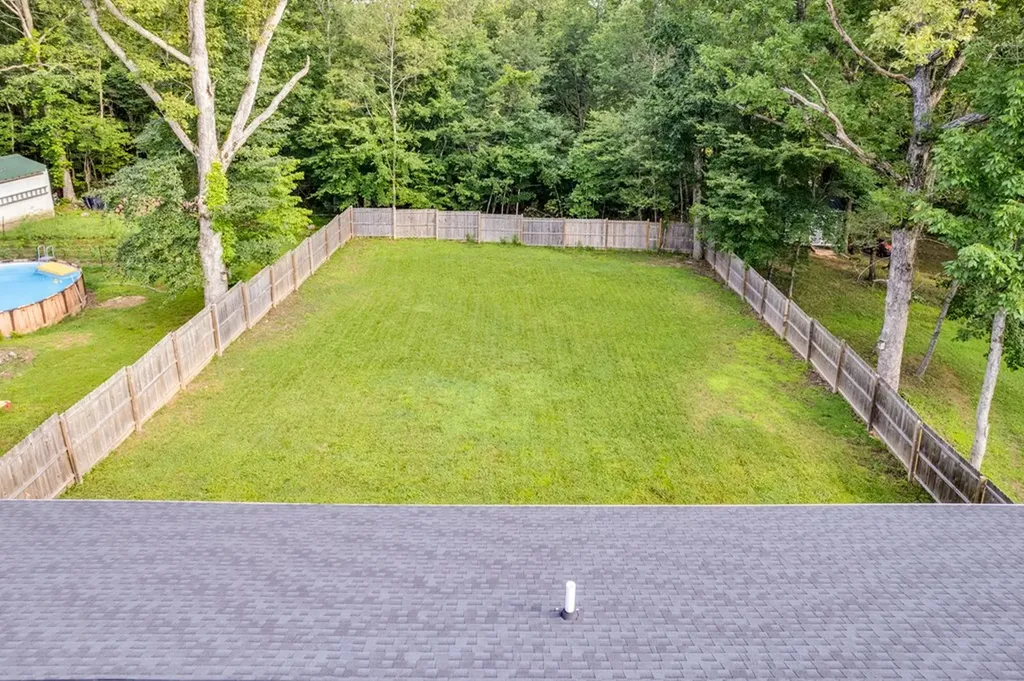 2423 Whitehorse Drive Crossville TN 38572