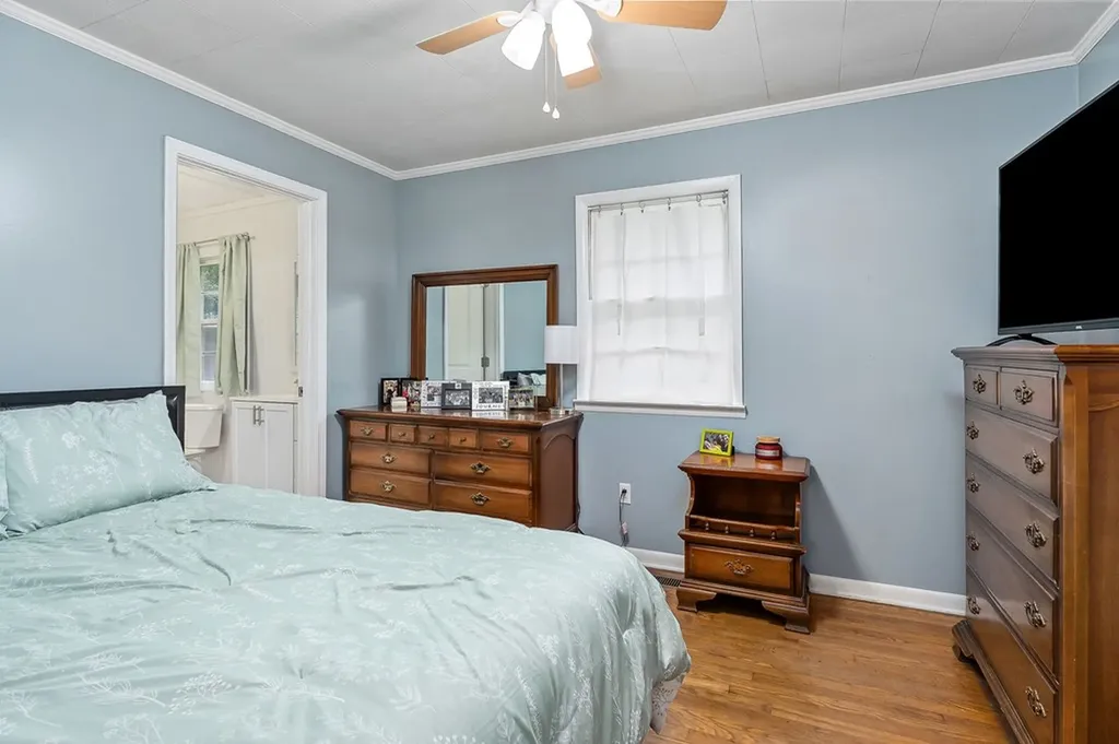 121 Pat Carr Lane Alpine TN 38543