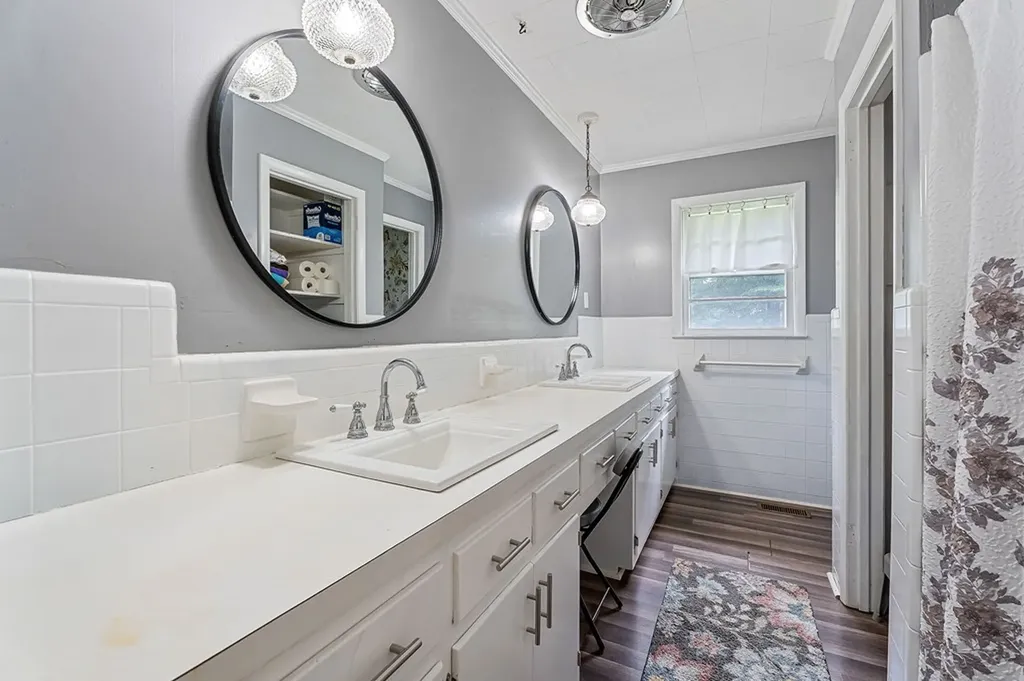 121 Pat Carr Lane Alpine TN 38543