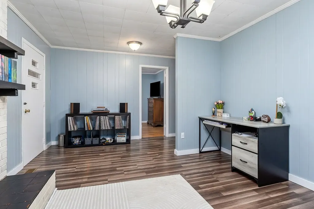 121 Pat Carr Lane Alpine TN 38543