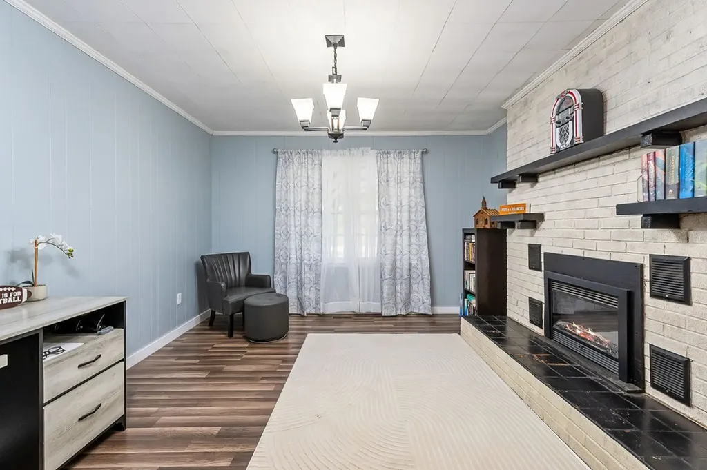 121 Pat Carr Lane Alpine TN 38543