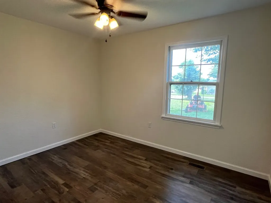 389 4th Avenue Cookeville TN 38506