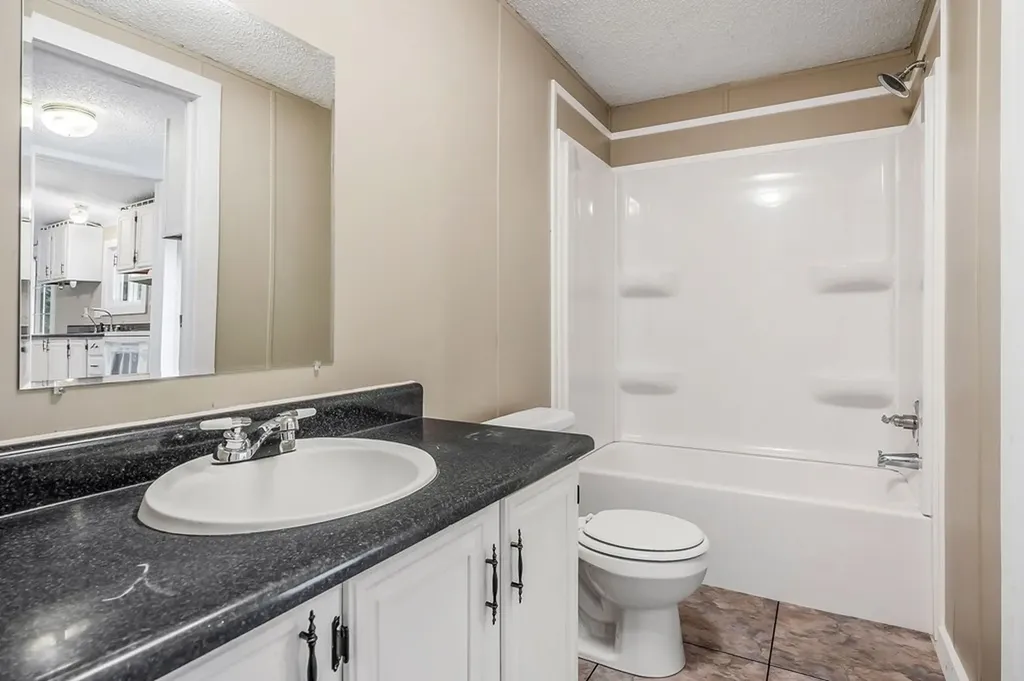 572 Lakeside Road Byrdstown TN 38549