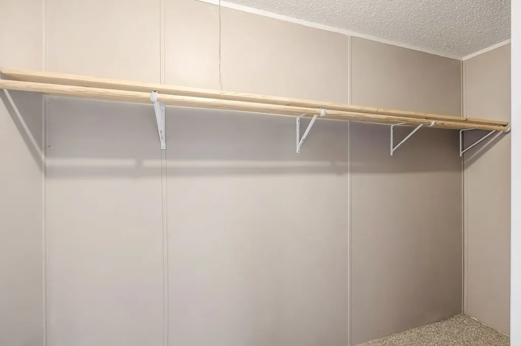 572 Lakeside Road Byrdstown TN 38549