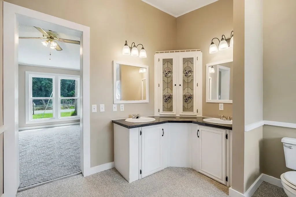 572 Lakeside Road Byrdstown TN 38549