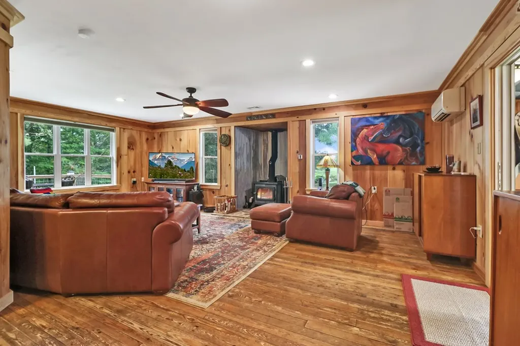 4676 Rugby Pike Allardt TN 38504