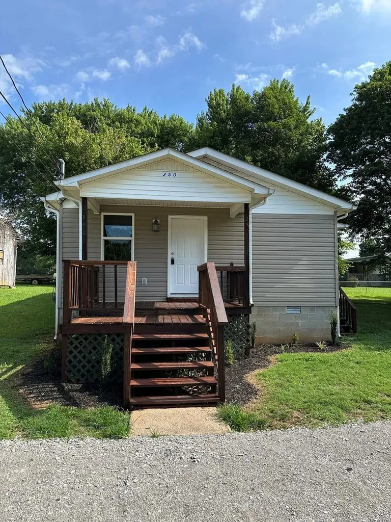 250 Mountain Street Doyle TN 38559