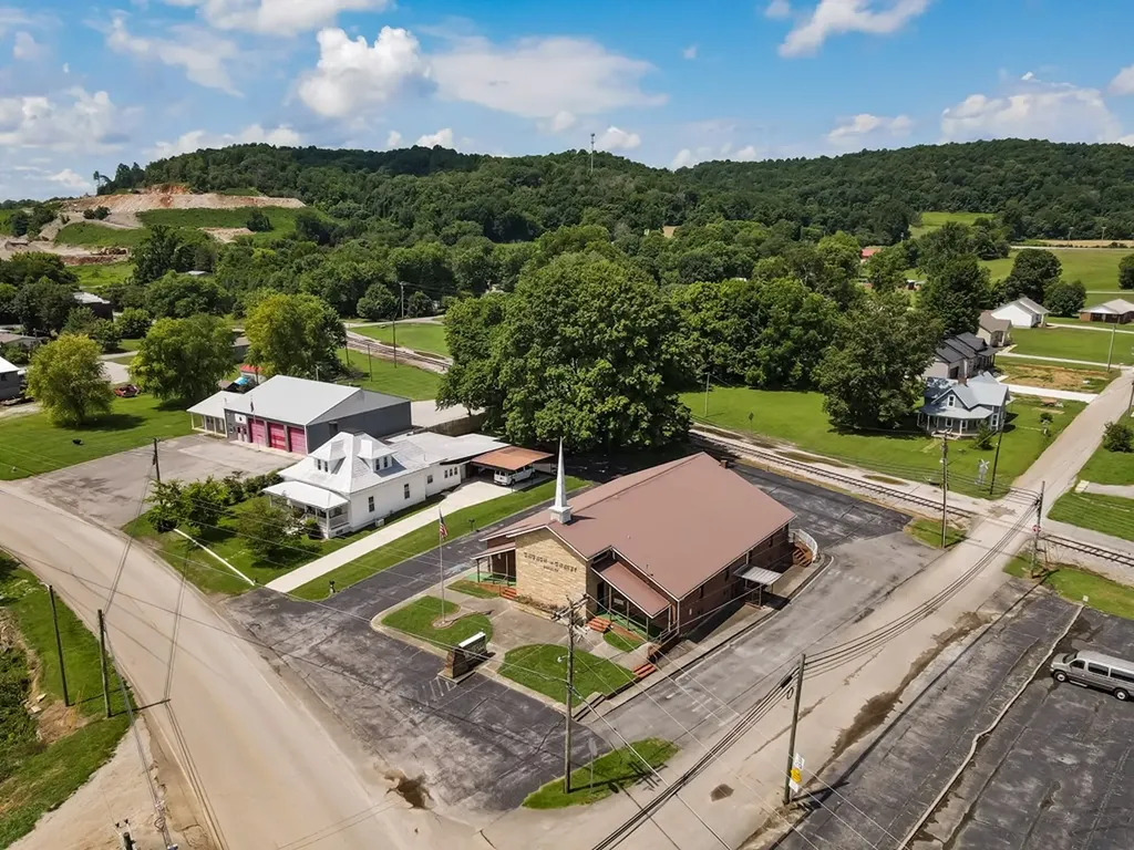 250 Mountain Street Doyle TN 38559