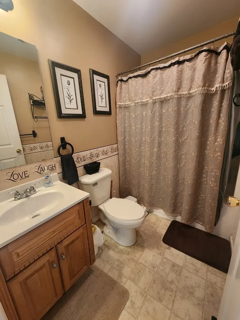 2426 Bowman Loop Crossville TN 38571