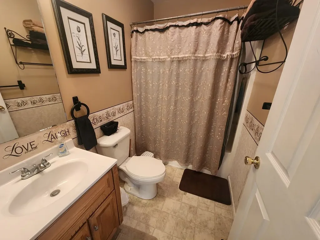 2426 Bowman Loop Crossville TN 38571