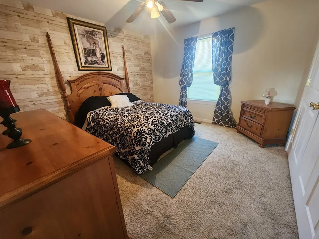 2426 Bowman Loop Crossville TN 38571