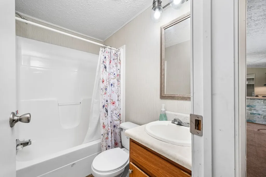 1043 S Sitting Bull Point Crossville TN 38572