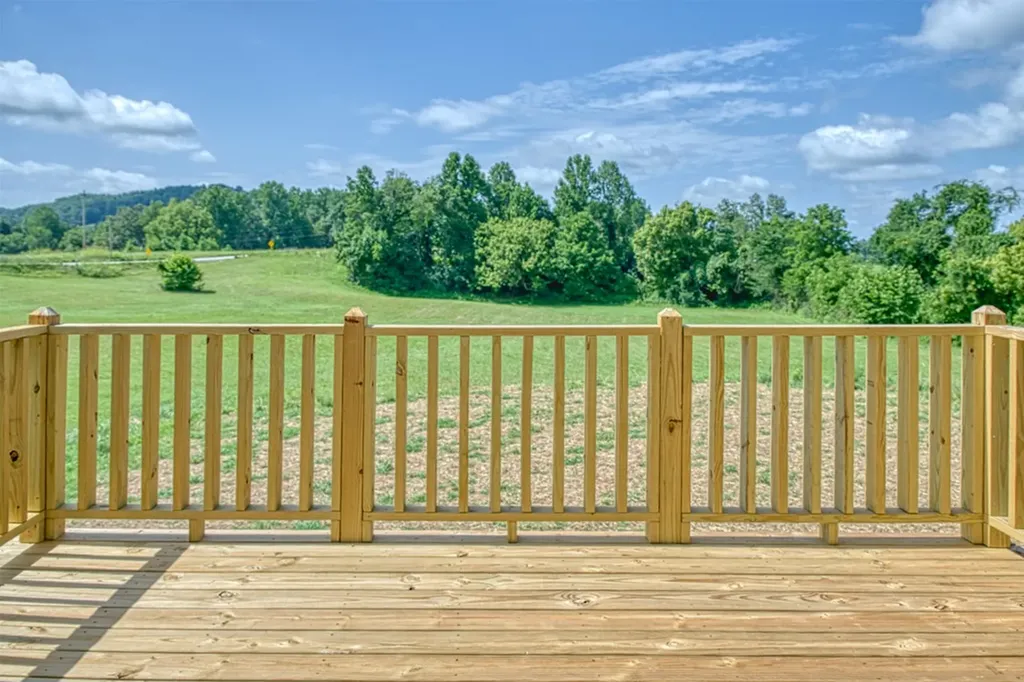 1178 Ray Broyles Road Sparta TN 38583