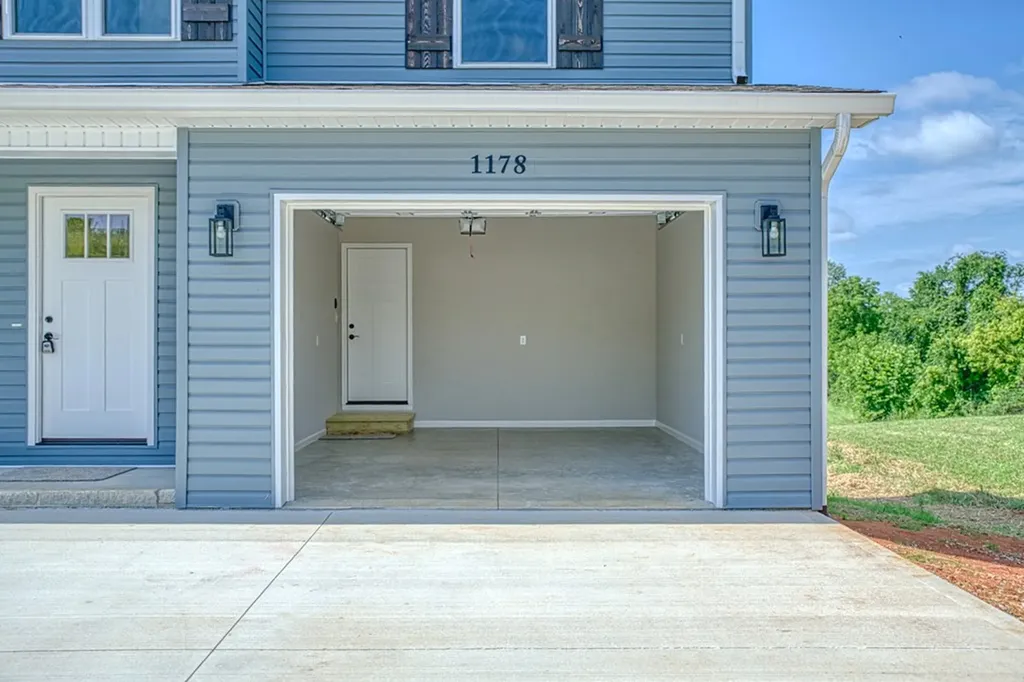 1178 Ray Broyles Road Sparta TN 38583