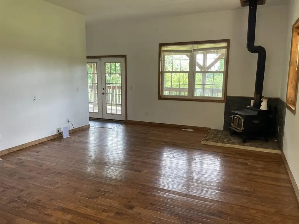 1005 Birdwell Road Whitleyville TN 38588