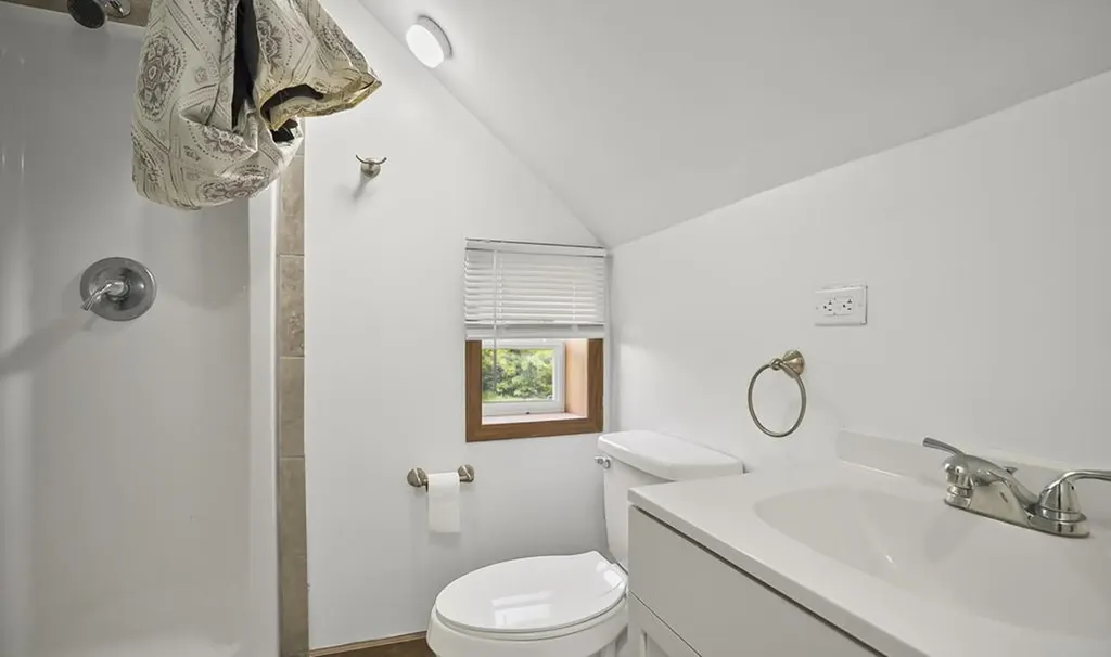 1005 Birdwell Road Whitleyville TN 38588