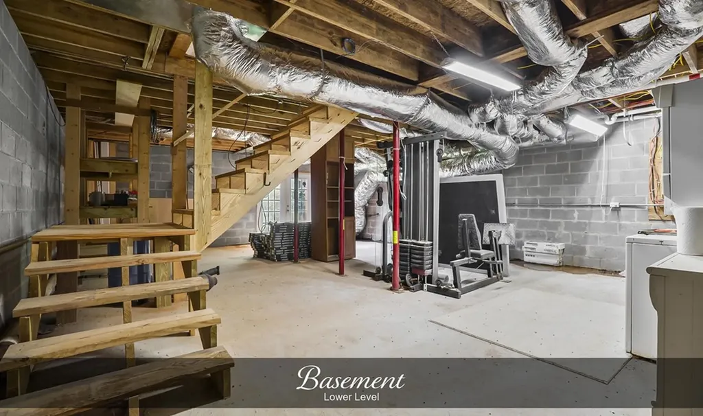 1005 Birdwell Road Whitleyville TN 38588