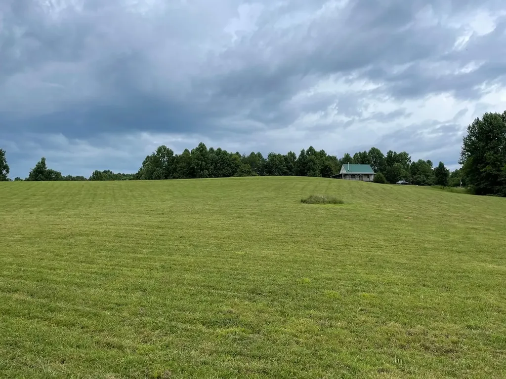 1005 Birdwell Road Whitleyville TN 38588