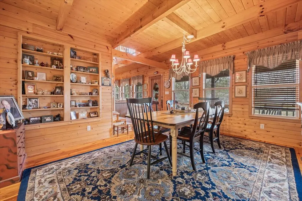 5661 Willow Grove Highway Allons TN 38541