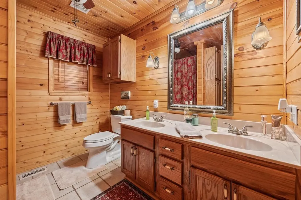 5661 Willow Grove Highway Allons TN 38541