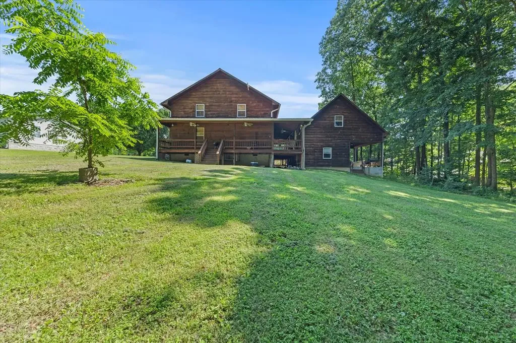 5661 Willow Grove Highway Allons TN 38541