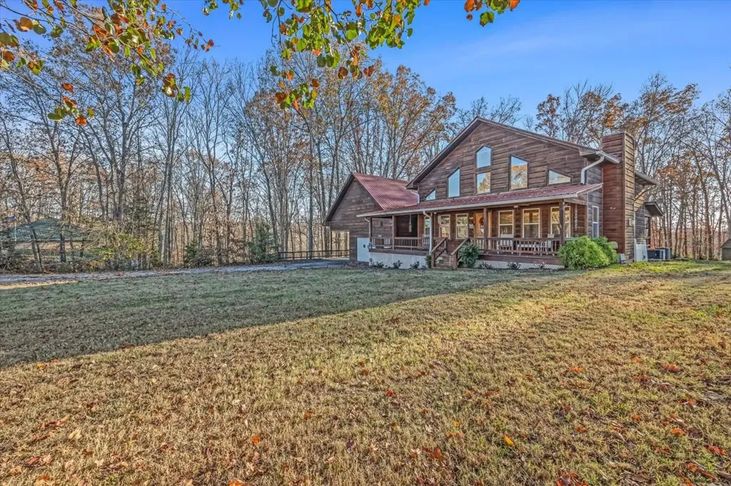 5661 Willow Grove Highway Allons TN 38541