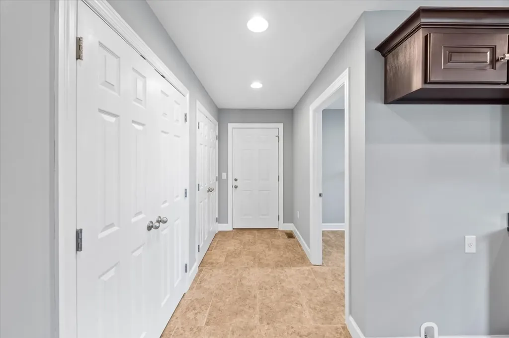 4060 Charlton Square Cookeville TN 38501