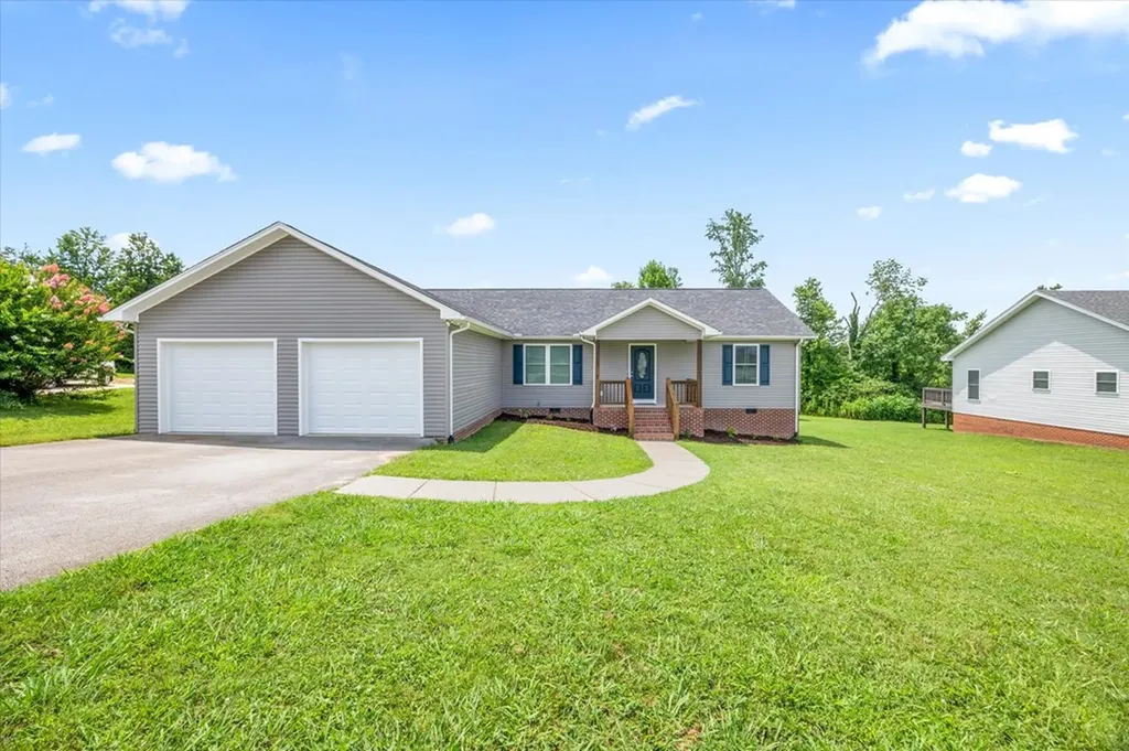 4060 Charlton Square Cookeville TN 38501