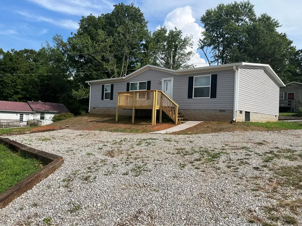 153 Mccawley Street Cookeville TN 38506