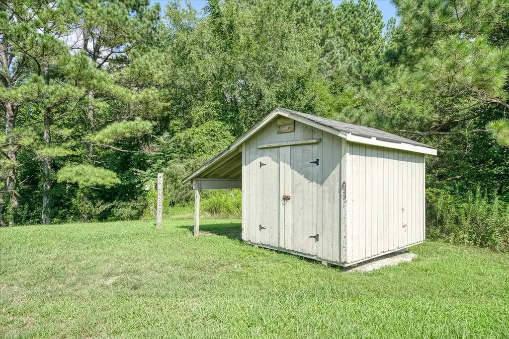 3916 Indian Mound Road Sparta TN 38583