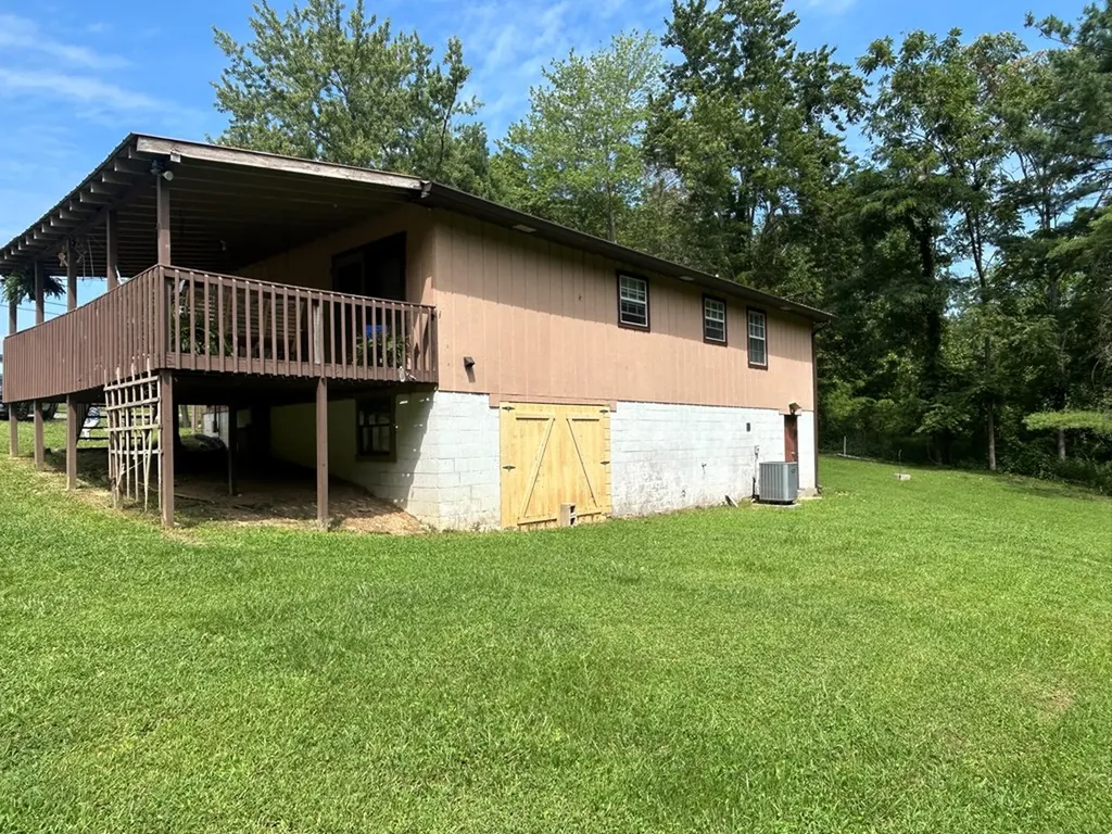 1041 Roysden Road Jamestown TN 38556
