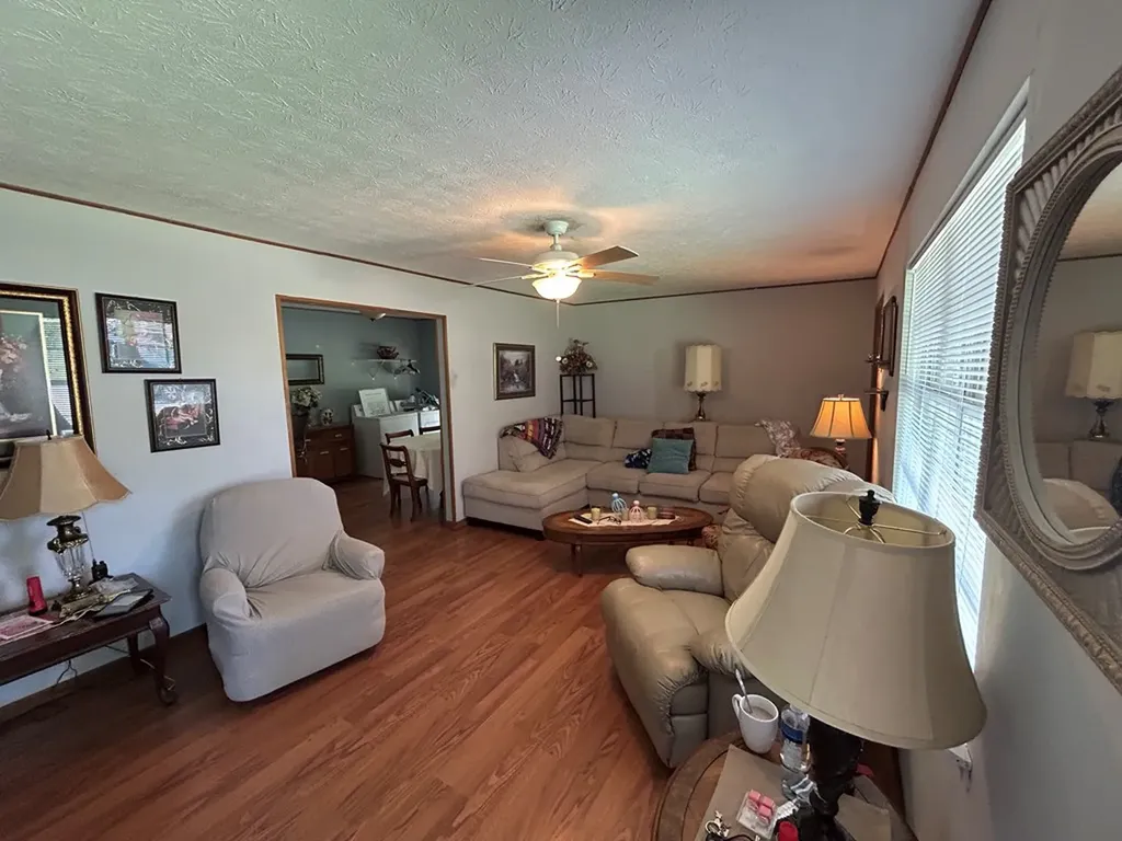 1041 Roysden Road Jamestown TN 38556