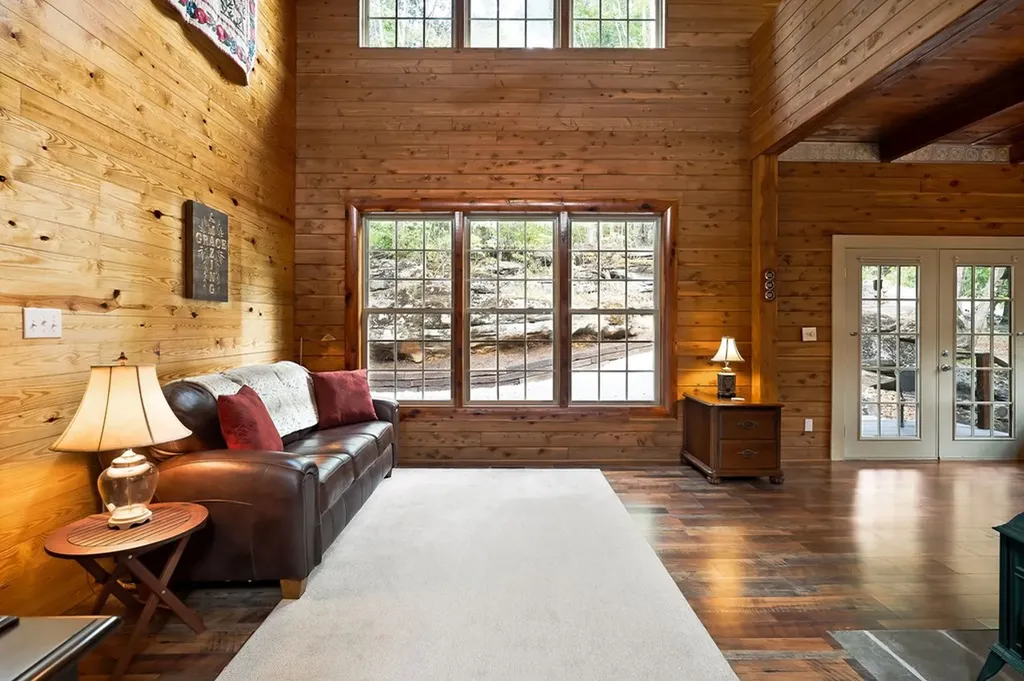 331 E Sunset Boulevard Allons TN 38541