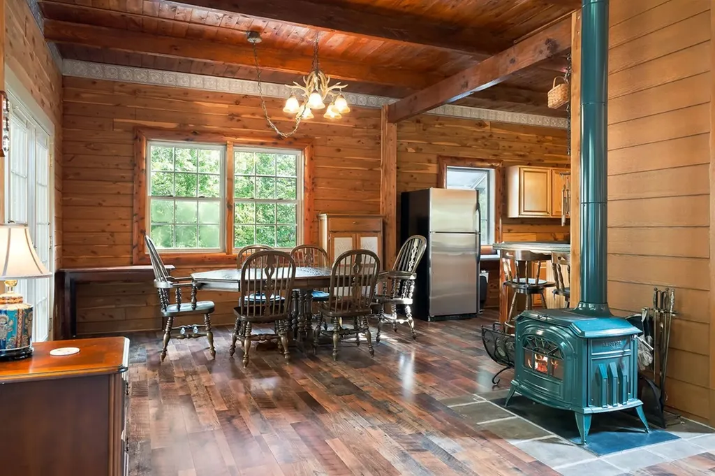 331 E Sunset Boulevard Allons TN 38541