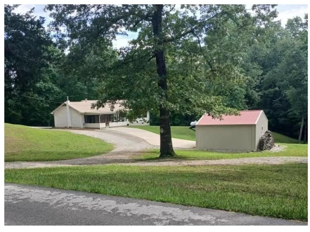 1114 Tanasi Trail Cookeville TN 38506