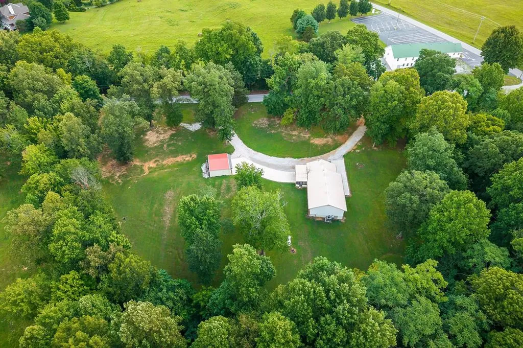 1114 Tanasi Trail Cookeville TN 38506