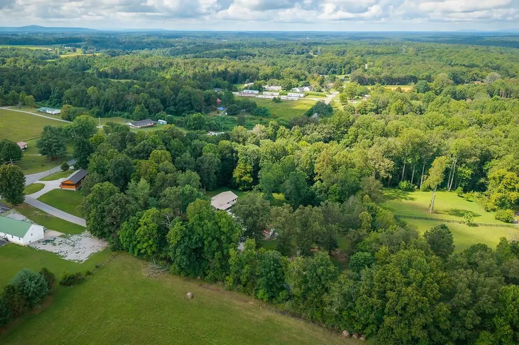 1114 Tanasi Trail Cookeville TN 38506