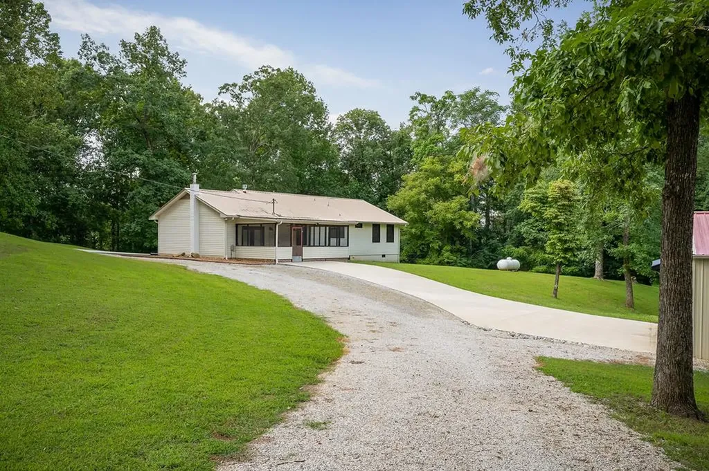 1114 Tanasi Trail Cookeville TN 38506