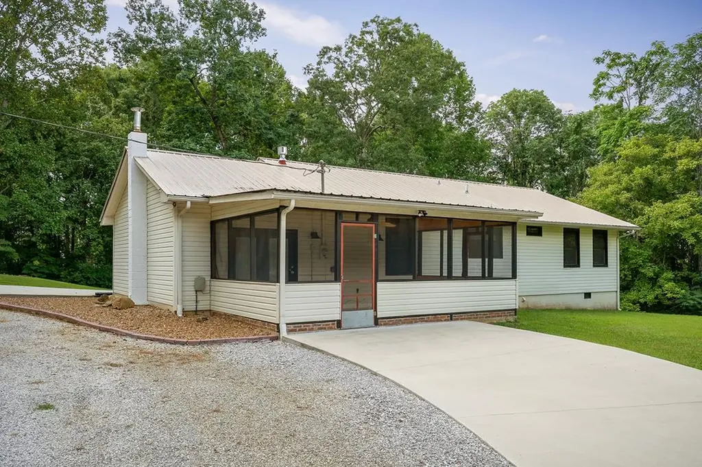 1114 Tanasi Trail Cookeville TN 38506