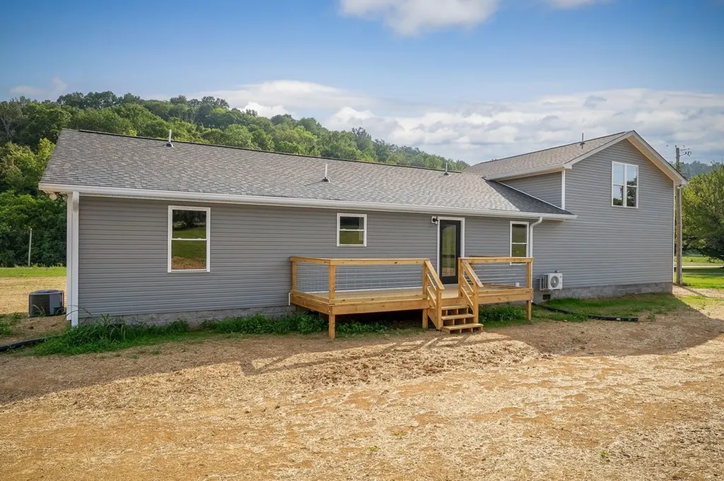 420 Salt Lick Creek Road Pleasant Shade TN 37145