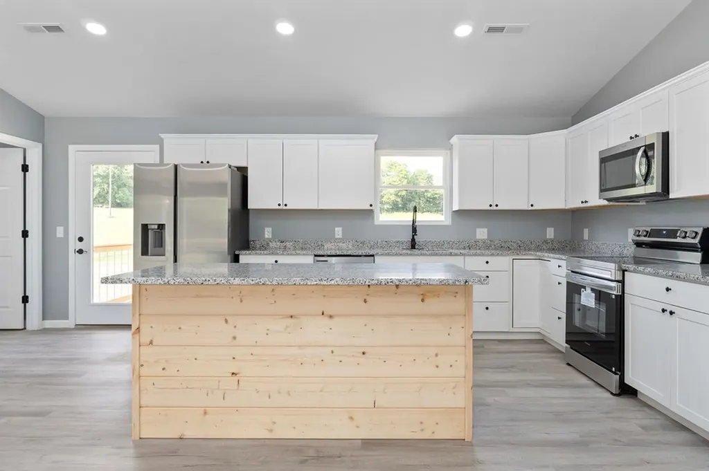 420 Salt Lick Creek Road Pleasant Shade TN 37145