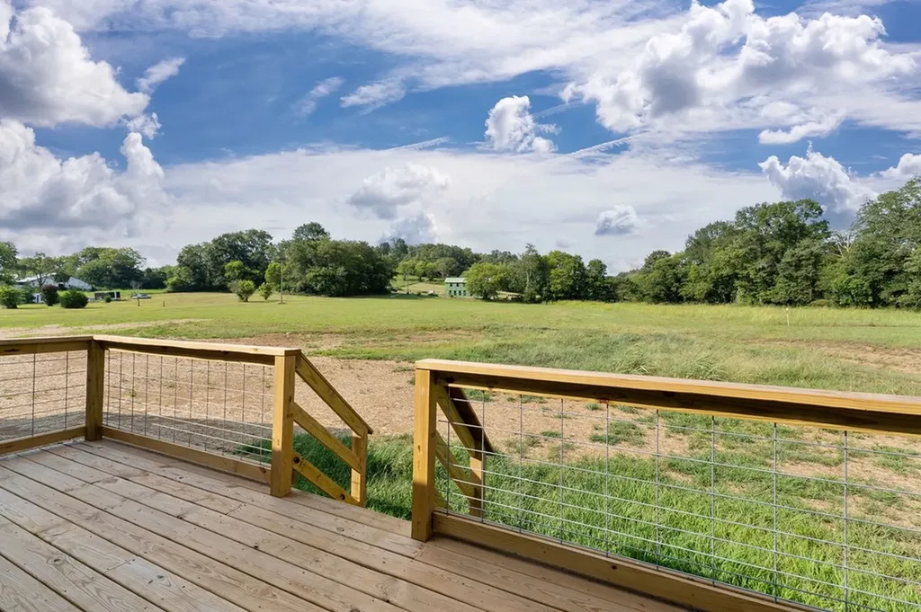 364 Salt Lick Creek Road Pleasant Shade TN 37145