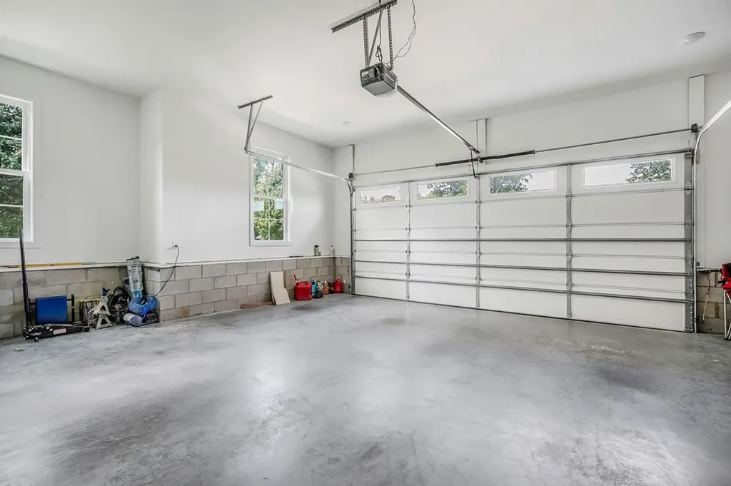 92 Hickory Grove Drive Morrison TN 37357