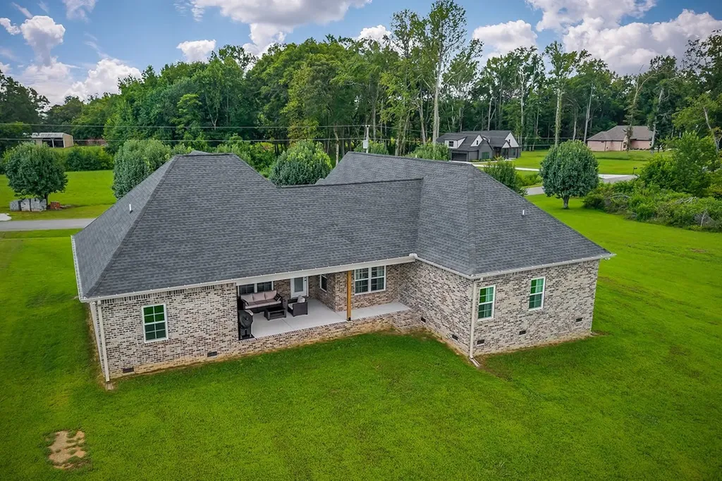 92 Hickory Grove Drive Morrison TN 37357